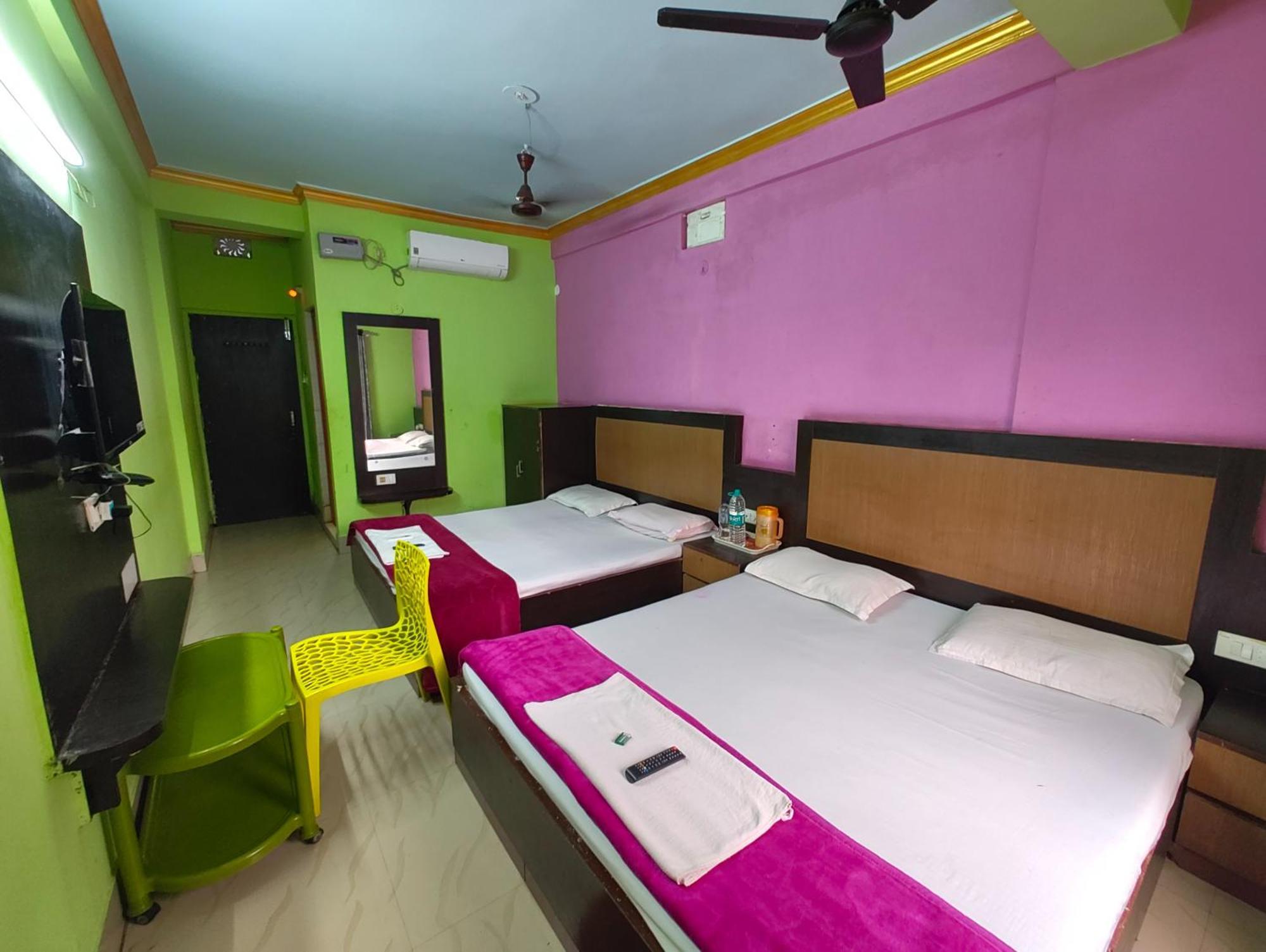 Goroomgo Samrat Palace Puri Near Sea Beach With Parking Facilities - Restaurant Available - Couple Friendly Bagian luar foto